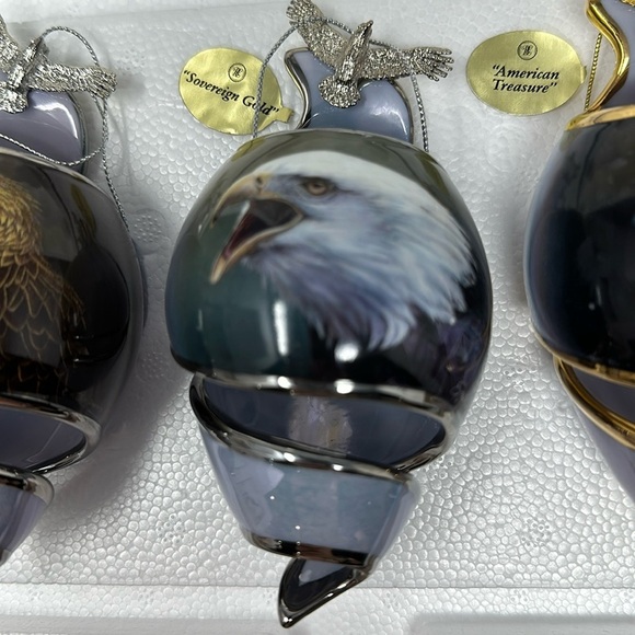 9th Issue in the On Eagles Wings Heirloom Porcelain Bradford Exchange Ornaments‌ - Picture 4 of 9